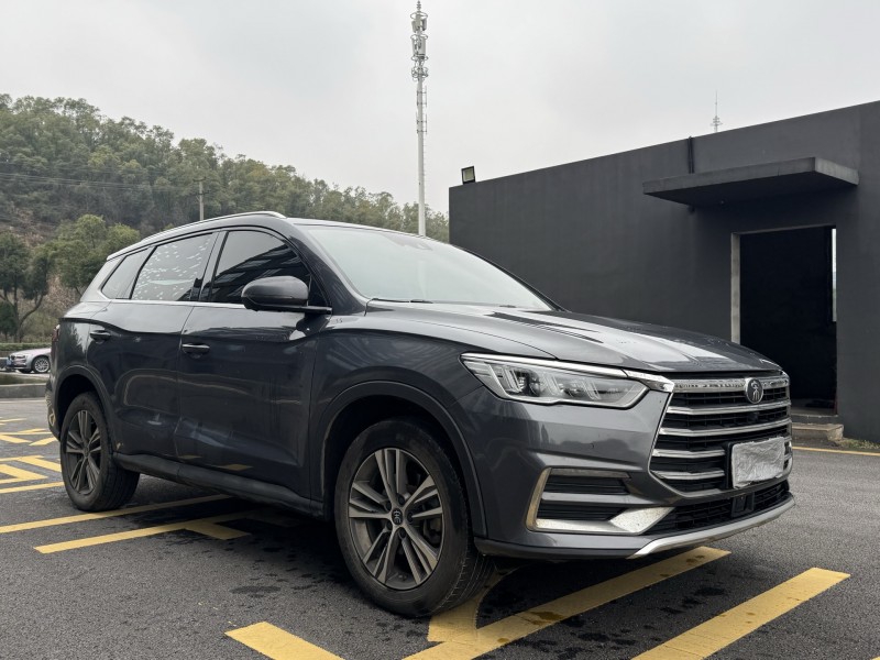 岳阳19年比亚迪宋2