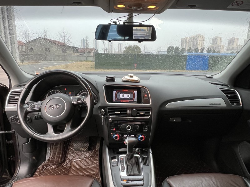 岳阳16年奥迪Q56