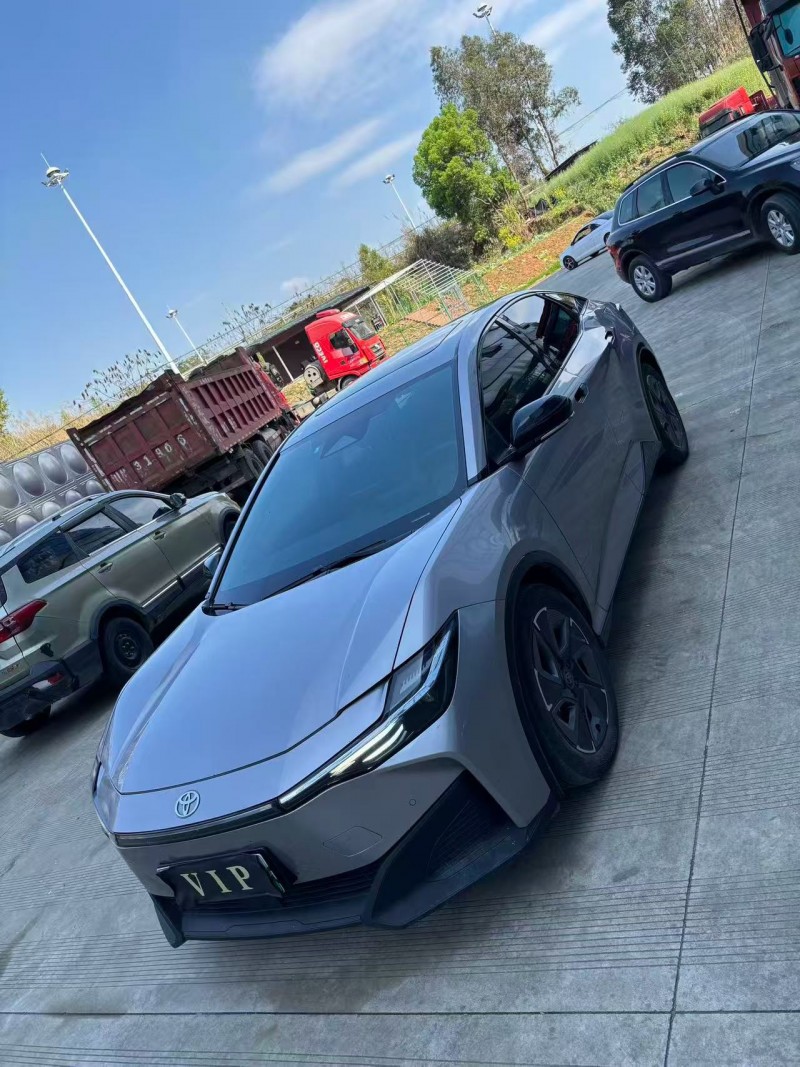乐山23年丰田BZ3Pro2