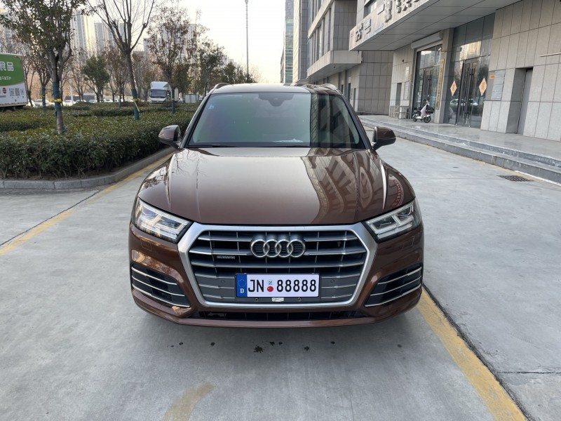 济宁18年奥迪Q31