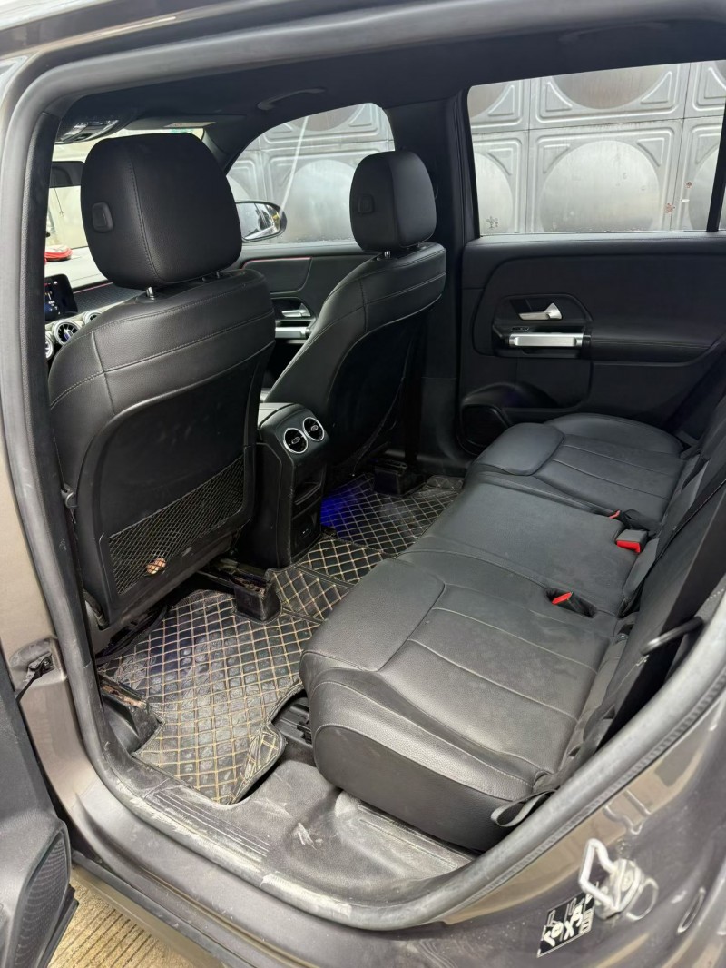 乐山20年奔驰GLB4