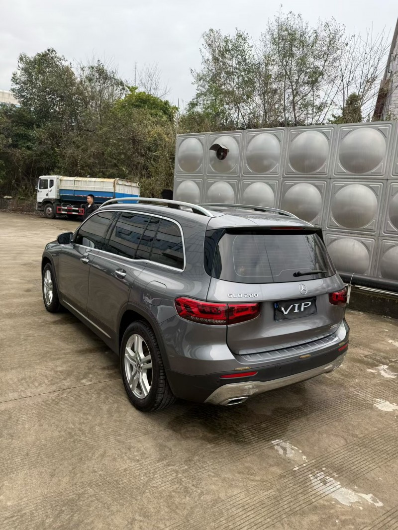 乐山20年奔驰GLB5