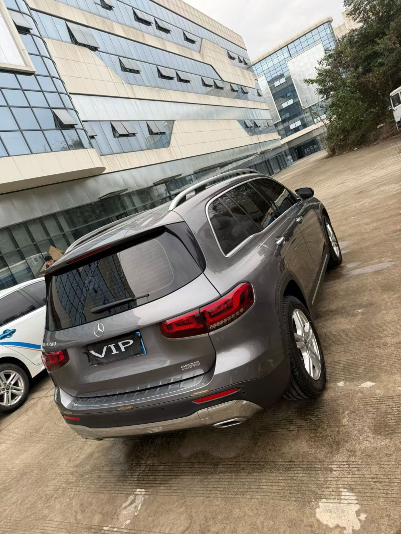 乐山20年奔驰GLB6