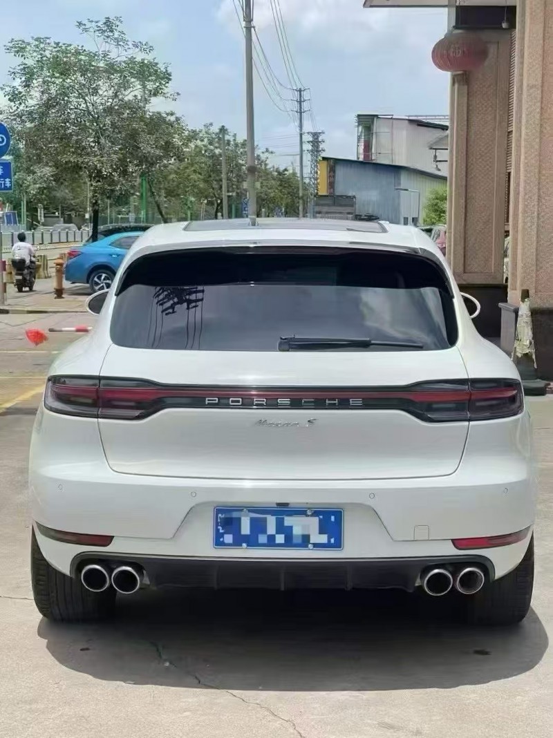 武汉20年保时捷Macan9
