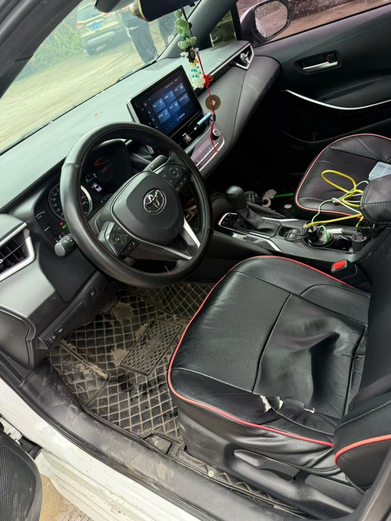 乐山20年丰田雷凌3