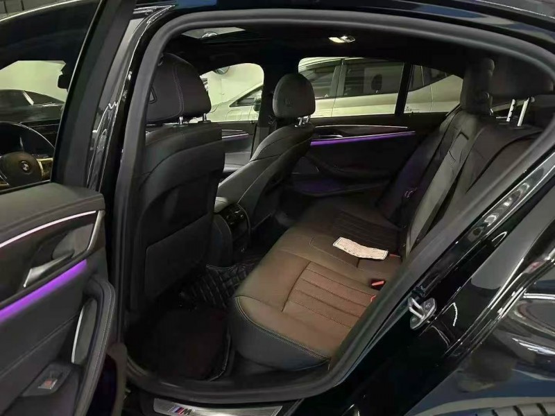 廣州22年寶馬5系4