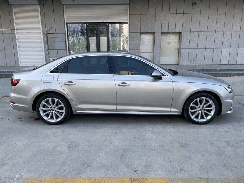 烟台19年奥迪A4L3