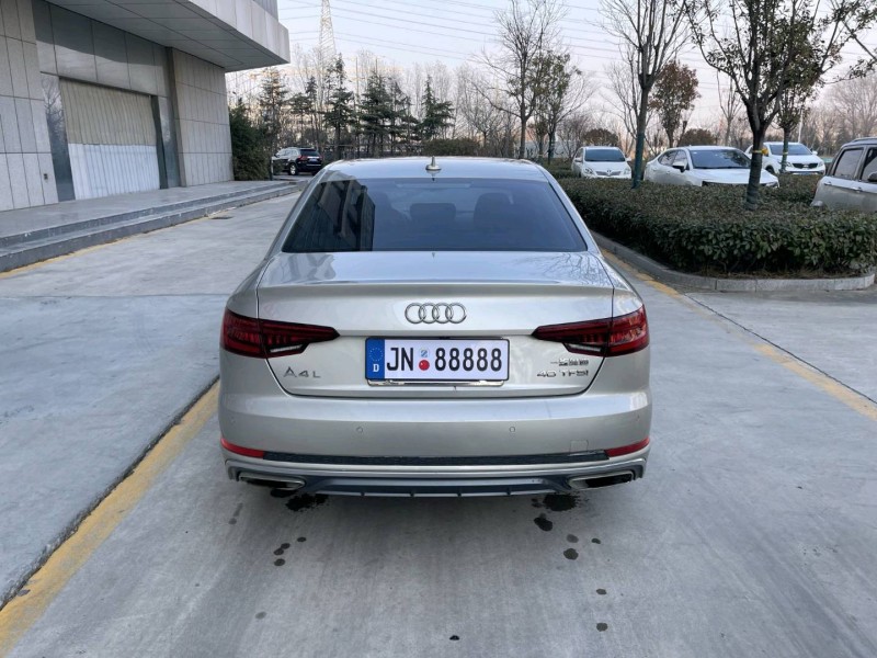 烟台19年奥迪A4L6