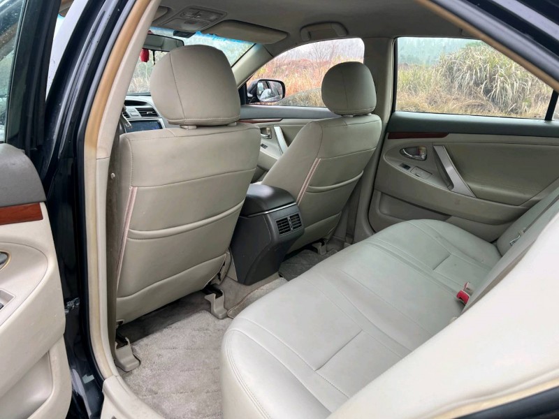 长沙14年丰田凯美瑞4