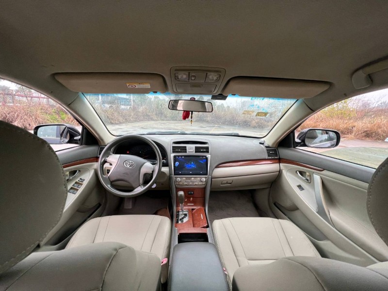 长沙14年丰田凯美瑞5