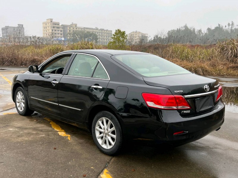 长沙14年丰田凯美瑞8