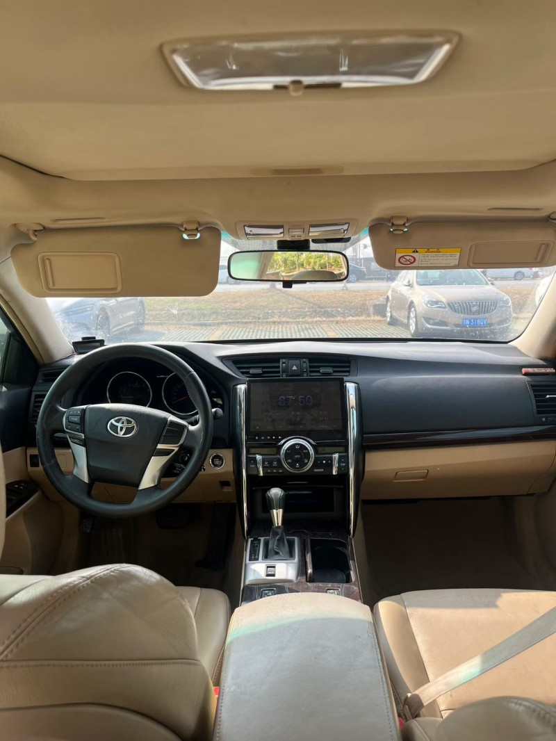 宿迁12年丰田锐志3