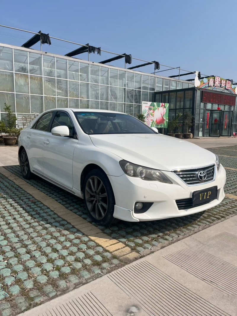 宿迁12年丰田锐志6