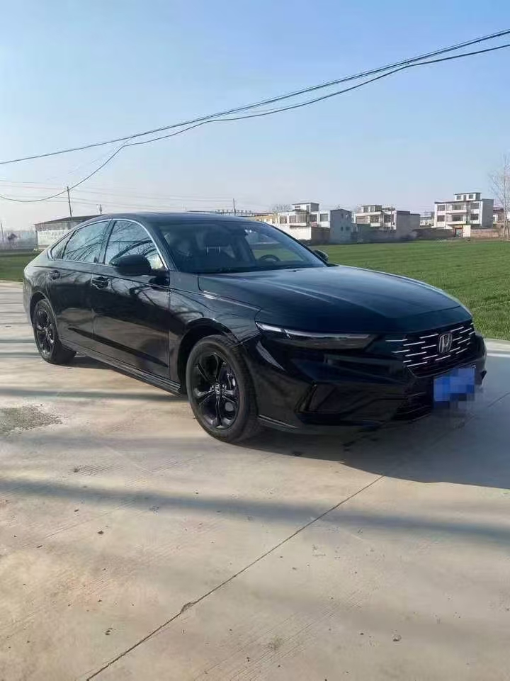 保定25年本田雅阁2