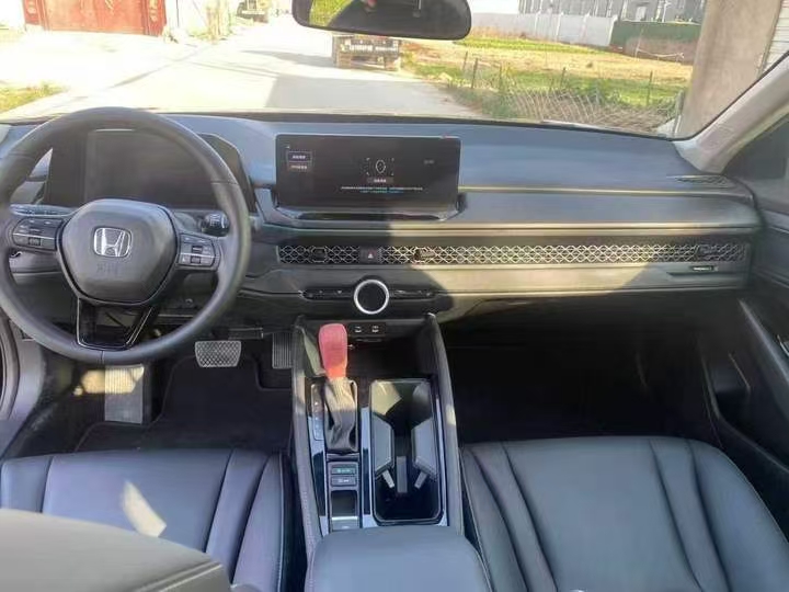 保定25年本田雅阁4