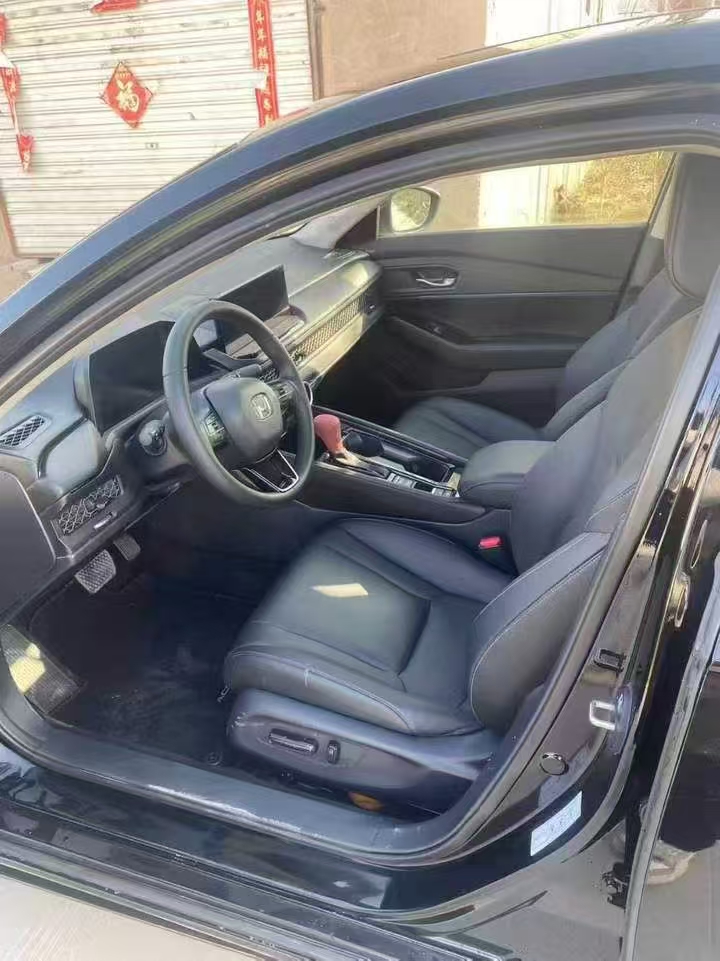 保定25年本田雅阁6