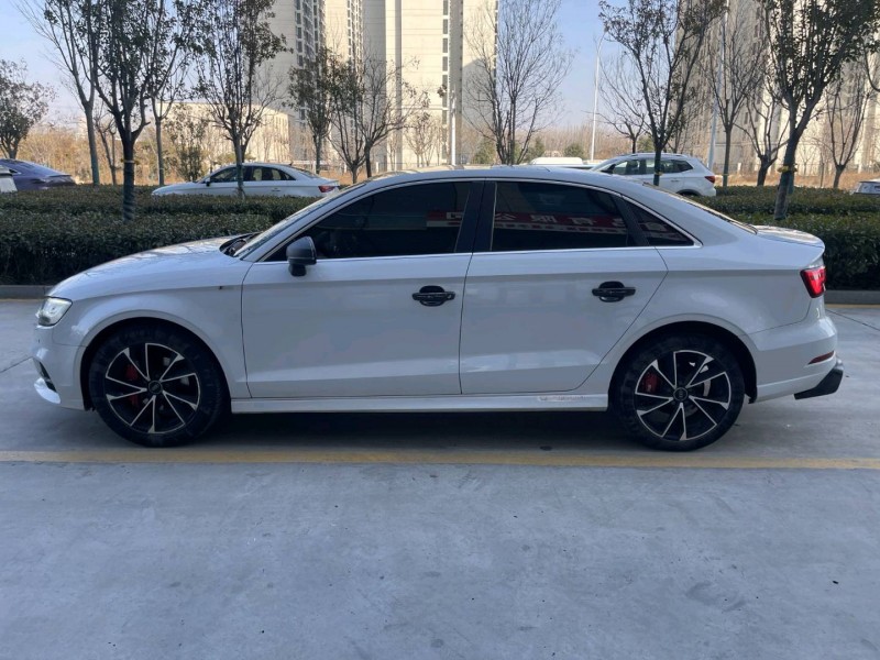 濟寧19年奧迪A38