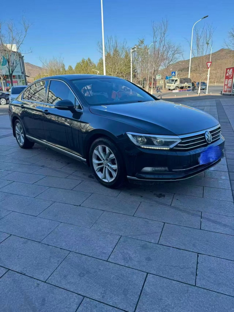 承德19年大众迈腾2