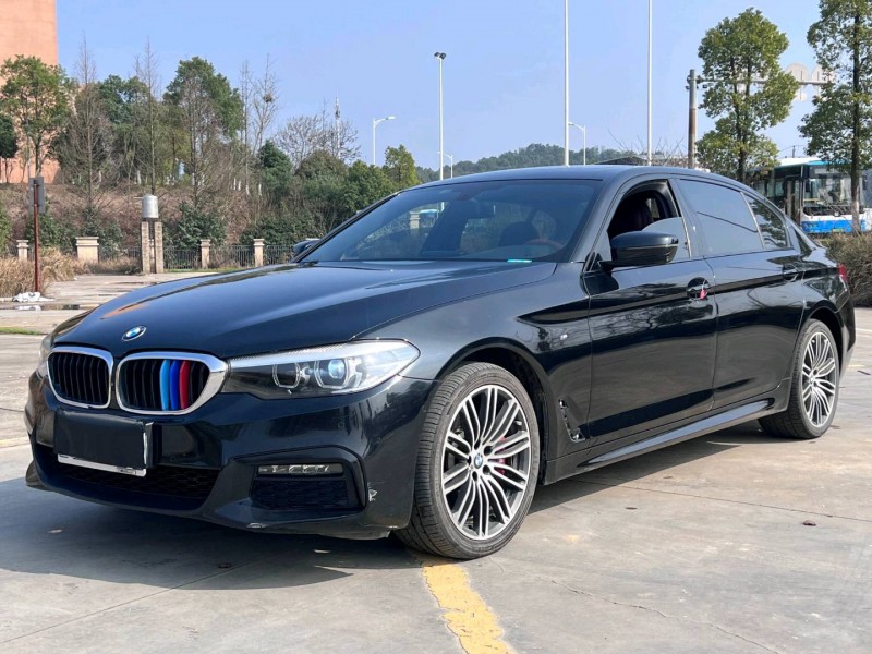 长沙19年宝马5系3