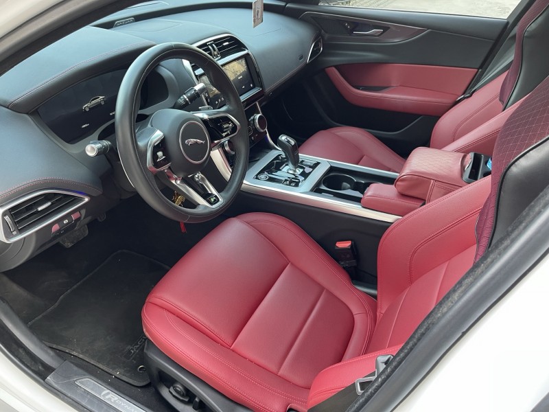 济宁23年捷豹XEL4