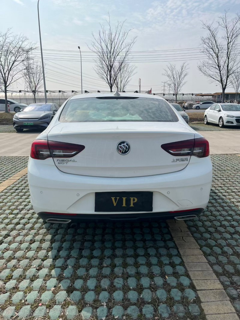 宿迁20年别克君威8