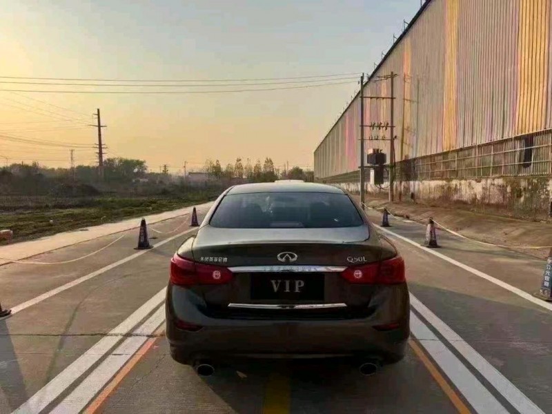 菏泽16年英菲尼迪Q508