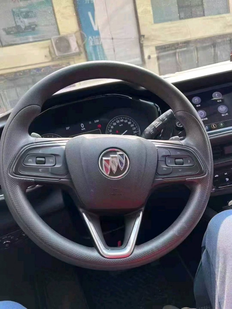 衡阳22年别克昂科威7