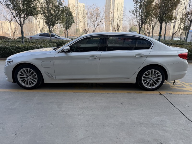 济宁20年宝马5系9