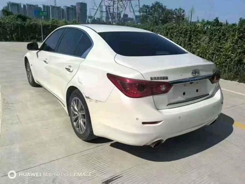 嘉兴15年英菲尼迪Q508