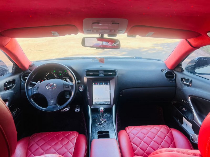 烟台10年雷克萨斯IS7