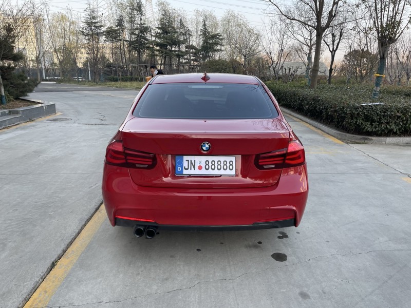 济宁18年宝马3系7