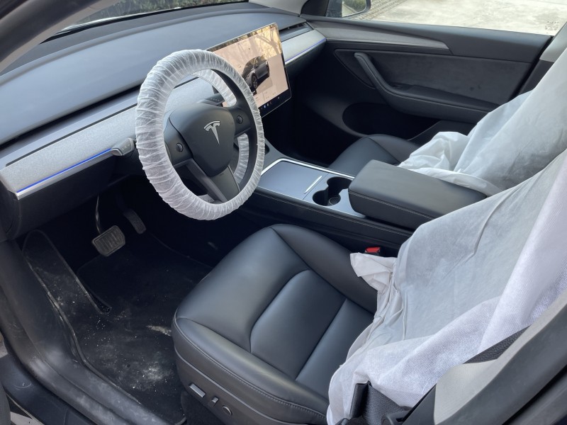 济宁25年特斯拉MODEL Y5
