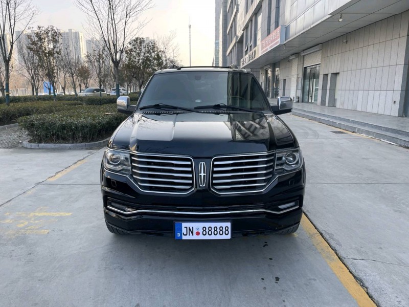 济宁18年林肯领航员1