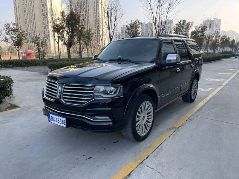 济宁18年林肯领航员2