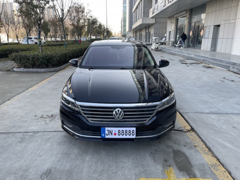 济宁21年大众朗逸1