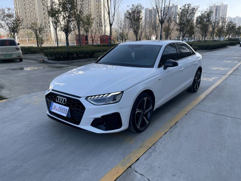 济宁24年奥迪A4L2