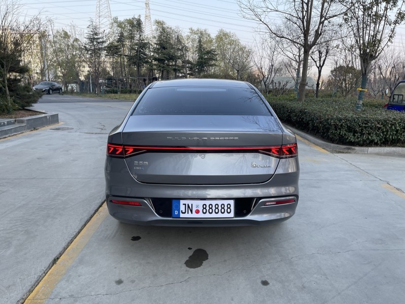 济宁24年比亚迪秦9