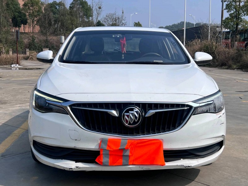 长沙21年别克英朗1