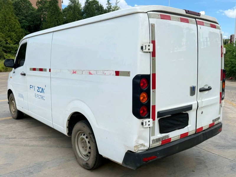 长沙23年吉利远程7