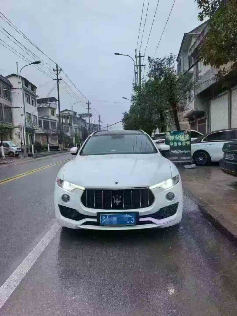 遵义18年玛莎拉蒂Levante1