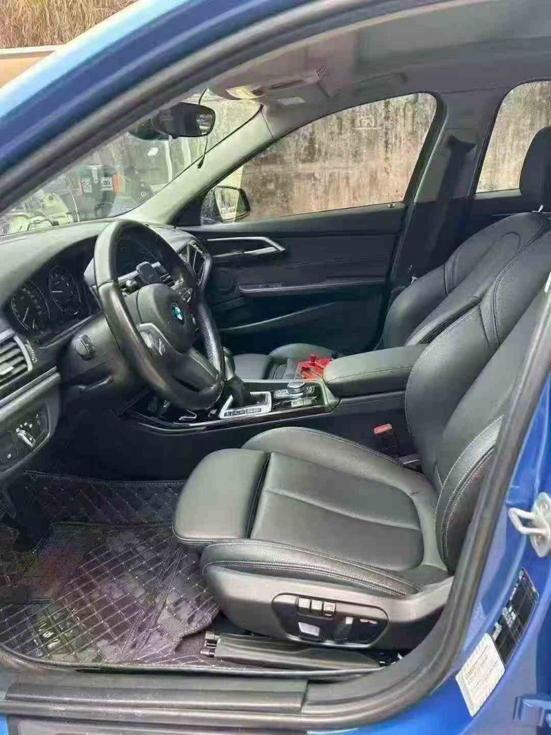 遵义19年宝马1系5