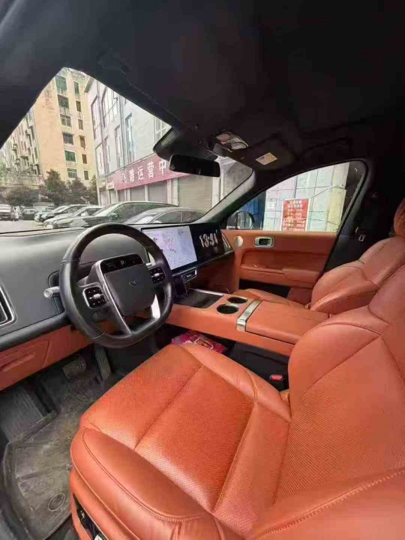 銅仁23年理想L86