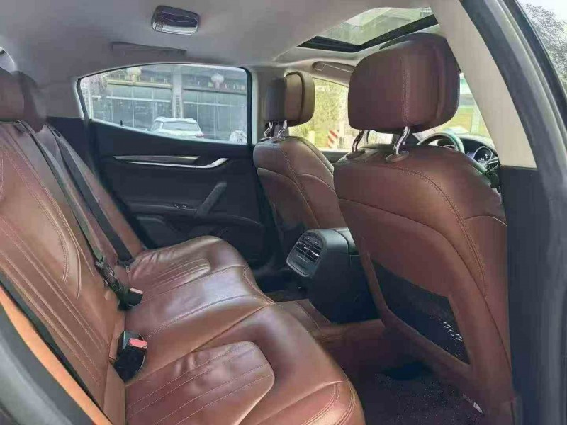 安顺16年玛莎拉蒂Ghibli4