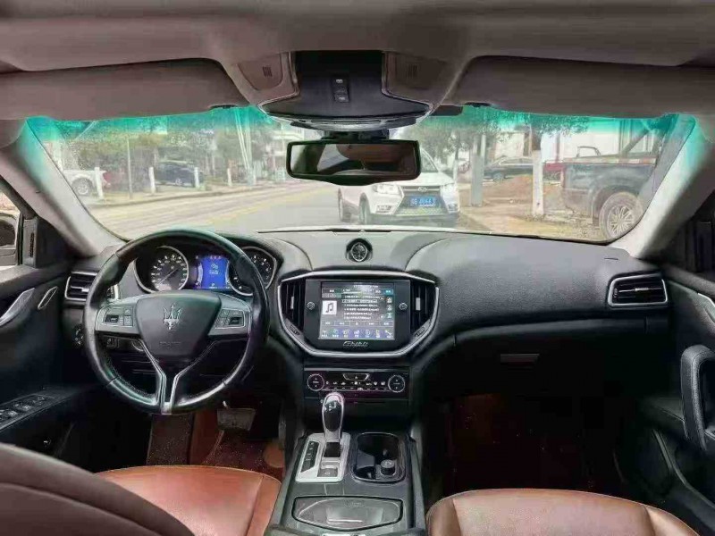 安顺16年玛莎拉蒂Ghibli7