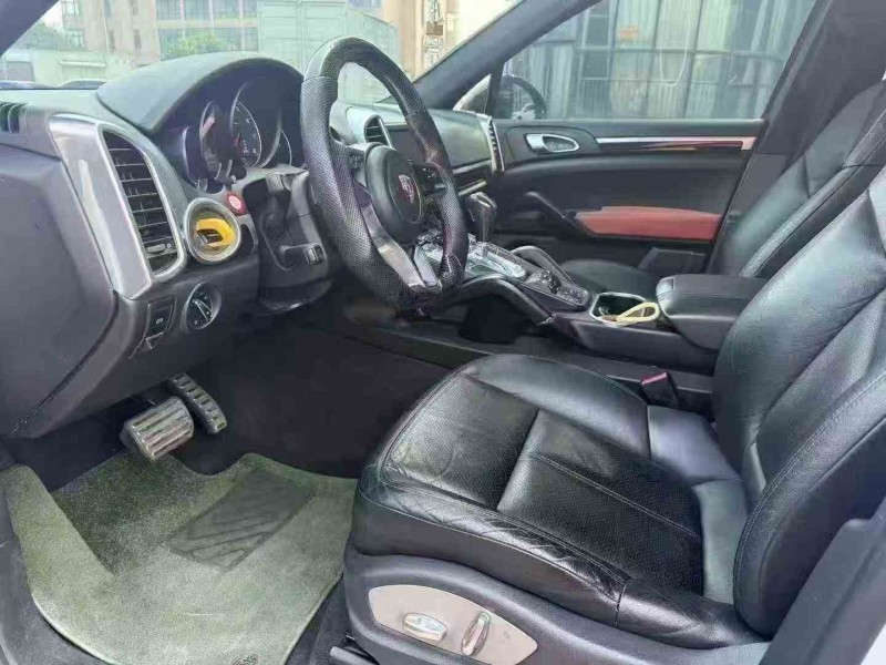 湖州15年保時捷卡宴5