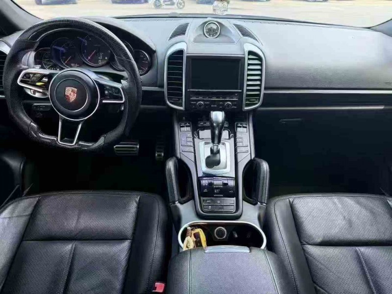 湖州15年保時捷卡宴6