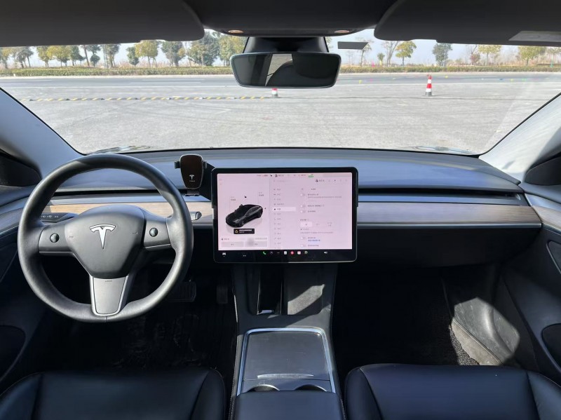 鹽城23年特斯拉MODEL 37