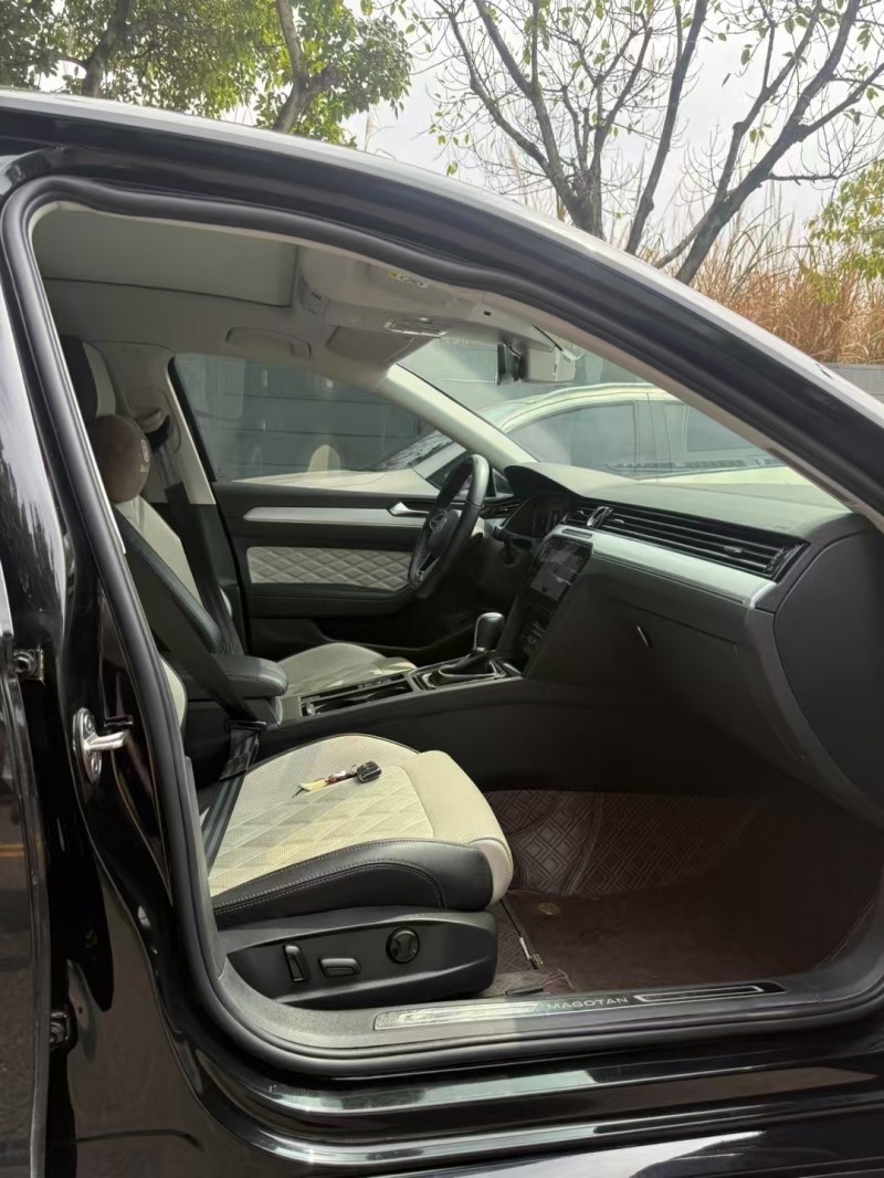 重庆23年大众迈腾6