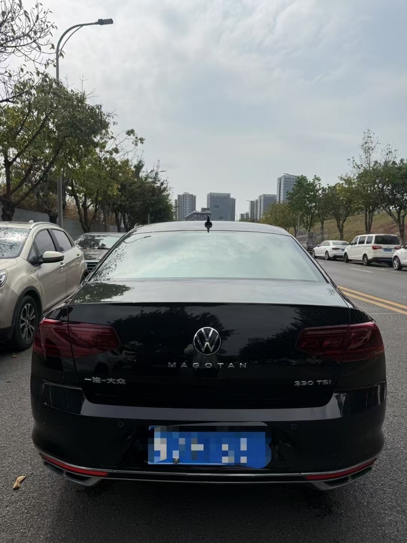 重庆23年大众迈腾8