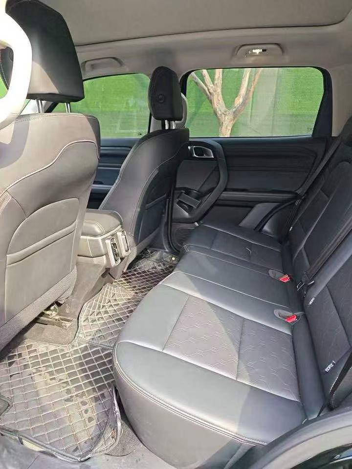 成都25年哈弗大狗5